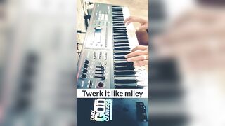 Twerk it like miley #celebrity #music #trending #piano #viral #blogger #update #fypシ #shorts