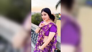 She is Kritika ???? || Insta Models || Bhabhi Lover || Tiktok || Reels || #kritika