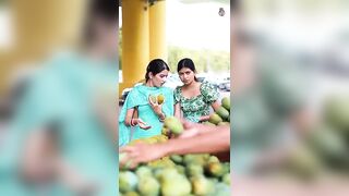 Nanand ne ki AAM ki Chori???????? #neetubisht #lakhneet #comedy #funny #trending #shorts #nanandbhabhi