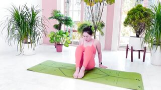 Su Yoga - 5 exercises for toned legs at home