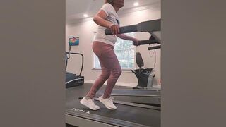 #Shorts || Treadmill Dancercise Physical Exercise Stretching #TipToe #CrossingOverLegs #Stepping