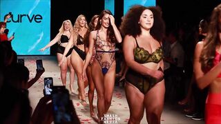 Curve Collection Lingerie Fashion Show Finale Slow Motion | Miami Swim Week 2023