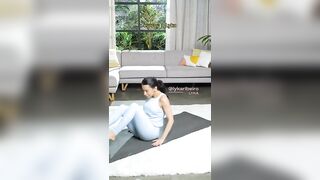 YOGA PARA DIAS DIFÍCEIS PARTE 1 | Em Movimento #shorts