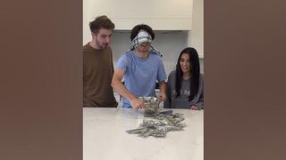 Money Scoop Challenge!!???? #Shorts