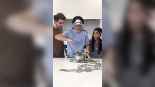 Money Scoop Challenge!!???? #Shorts