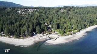 Ocean Beach Esplanade, BC - Neighbourhoods of the Sunshine Coast