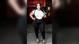 Amber Nova..Biography,Plus Size Model | Curvy Instagram Stars | Fashion Celebrity Wiki