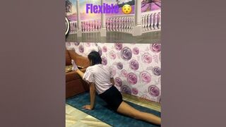 Flexible ????#explore #yoga #shorts #shortvideo #viral #viralshort