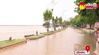 Yanam Floods 2023 | Flood Water at Yanam Beach Road | AP Floods |@SakshiTV