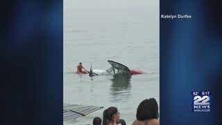 Small plane crashed in water off Hampton Beach