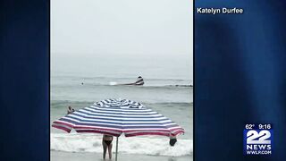 Small plane crashed in water off Hampton Beach