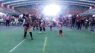 LINGERIE LEAGUE FOOTBALL EN LA FERIA DEL DEPORTE, EXHIBICIÓN.