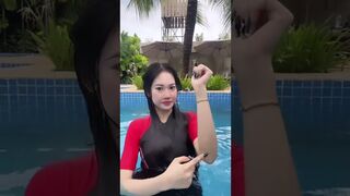 ចង់បានboy10អ្នកពាក់Bikinis