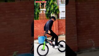 This Action ❌ is Very Risky ???? | Viral This video ???? #shortsvideo #shortstrending #challenge #video