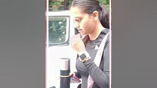 Tejasswi Prakash gets clicked outside her yoga classes | SBB