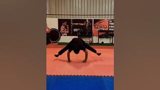 Challenging stretching Challenging stretching #bma_self_defence_academy #santosh_kasabe_