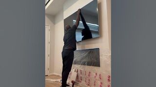 How to install the Lg G3 OLED #fyp #tv #lg #reels #tiktok #install #work #tvmounting #funny #sonos