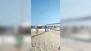 Women’s footvolley rally #footvolley #futevolei #football #volleyball #sport #beach