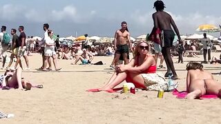 MUST SEE ???? THE HOTTEST DAY ???? on Barceloneta beach 4k Spain Beach Walking Tour