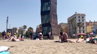 MUST SEE ???? THE HOTTEST DAY ???? on Barceloneta beach 4k Spain Beach Walking Tour