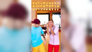 Emoji Challenge #shorts #SmileDanny #emojichallenge #parody #funny #smiledannyshorts