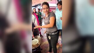 Celebrity Nandani Didi ki Delicious Rasoi | street Food India