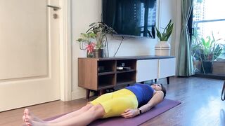 Yoga Stretching Routine: Abdominal Exercises for a Slim Waist on Yoga Mat!