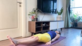 Yoga Stretching Routine: Abdominal Exercises for a Slim Waist on Yoga Mat!