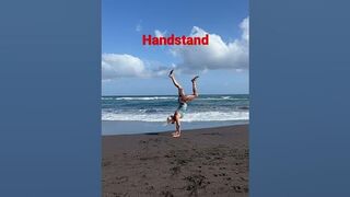 #yoga #shortvideo #yogi #buddha Handstand with Teacher Ganga Namaste ???? #tenerife