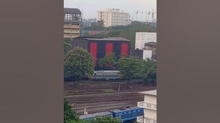 රුවක් ඇදෙනවා කවුදෝ එනවා | MARADANA RAILWAY STATION | மரதான புஹஇறத நிலயம் #travel #thuiya #sort