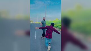 Phale dost ladki bad main #viralvideo #shortvideo #whatsappstatus #kishanganj #tiktok #instagram