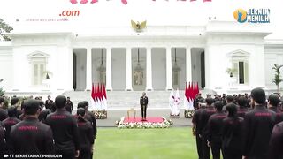 Lepas Kontingen Asian Games Ke-19, Jokowi Targetkan Indonesia Masuk 10 Besar