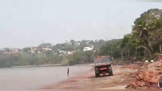 Why Everyone Silent On Bambolim Beach Destruction | Goans Watch