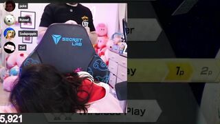 Emiru Fell Asleep On Stream For 10 Minutes Straight