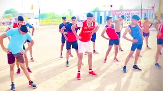 रनिंग च्या आधी हे स्ट्रेचिंग करा // stretching exercise before running by Toss100