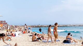 Beach Nova Icaria/Barcelona beach walk