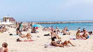 Beach Nova Icaria/Barcelona beach walk