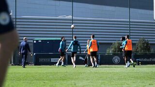 What a shot!! | Training games in the sun  ☀️ ???? | Man City Training