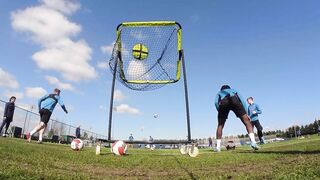 What a shot!! | Training games in the sun  ☀️ ???? | Man City Training