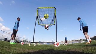 What a shot!! | Training games in the sun  ☀️ ???? | Man City Training