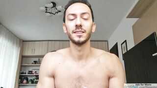 A Day in the Life of an OnlyFans Male Creator