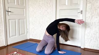 !!Must Watch!! Tanya stretching Yoga and Gymnastics