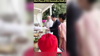 Narendra Modi Ji Diet Plan in Hindi | Celebrity Diet Plan || #narendramodi #primeminister #shorts