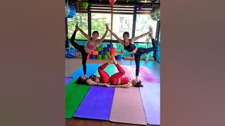 acro yoga //flexibility//yoga practice//advance #trending #fitness #yogareel #virashorts #status