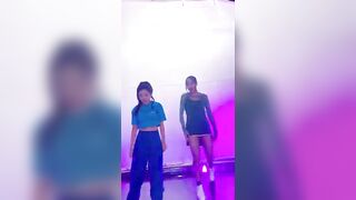 ????"Y.O.Universe" dance challenge with Kaylee and Camila????