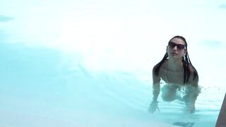Sexy Hot Videos ???????? Hot Girl In Swiming Pool