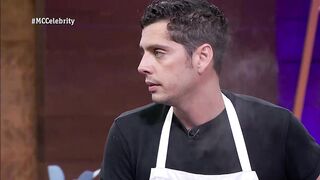 Eduardo Casanova CORTA SU DELANTAL y... puede tener consecuencias | MasterChef Celebrity 8