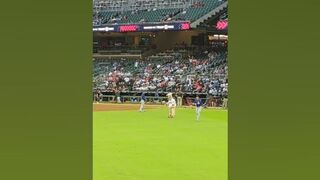 ATL Braves Blooper Stretching W/ Cubs Players