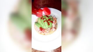 Preparando y Disfrutando Tostadillas #follow #friends #stream #team #video #shortsviral