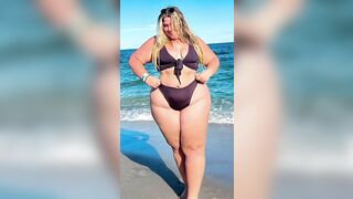 Sam Paige | Biography | German Plus Size Model | Instagram Stars | Fashion Models